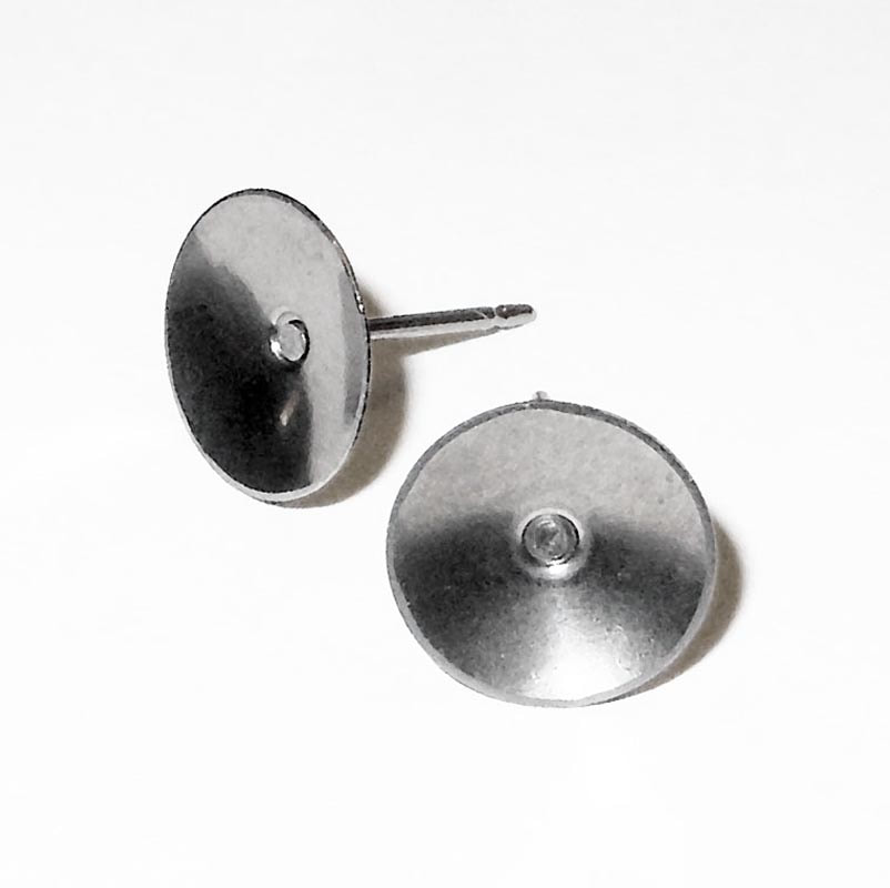Lightweight Titanium Disc Earrings.jpg